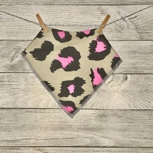 Cheetah bandana baby bib BRAND NEW